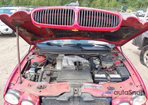 2004 Jaguar X-Type 3.0 from USA, damaged, VIN SAJEA51C84WD76123